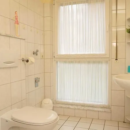 Ferienidyll An Der Duene _ Strandn Heringsdorf (Usedom)